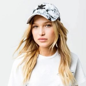 🆕 | 🖤 Adidas Hat